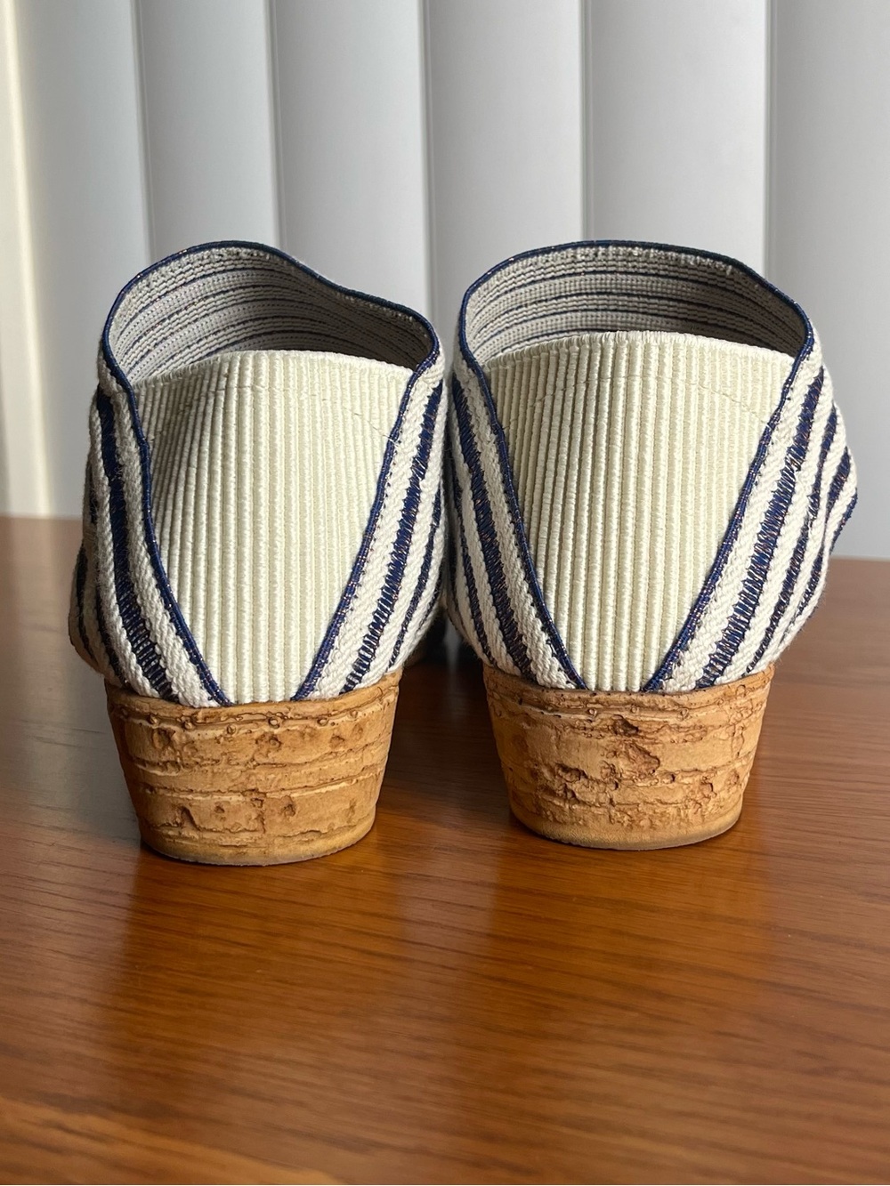 Charleston Shoe Co. Peachtree Low Wedge Sandal Size 6 - Picture 8 of 16